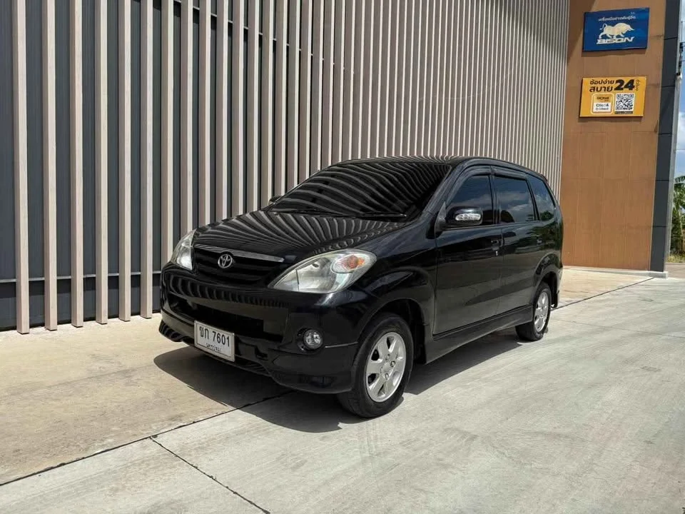 2005 Toyota Avanza I 2