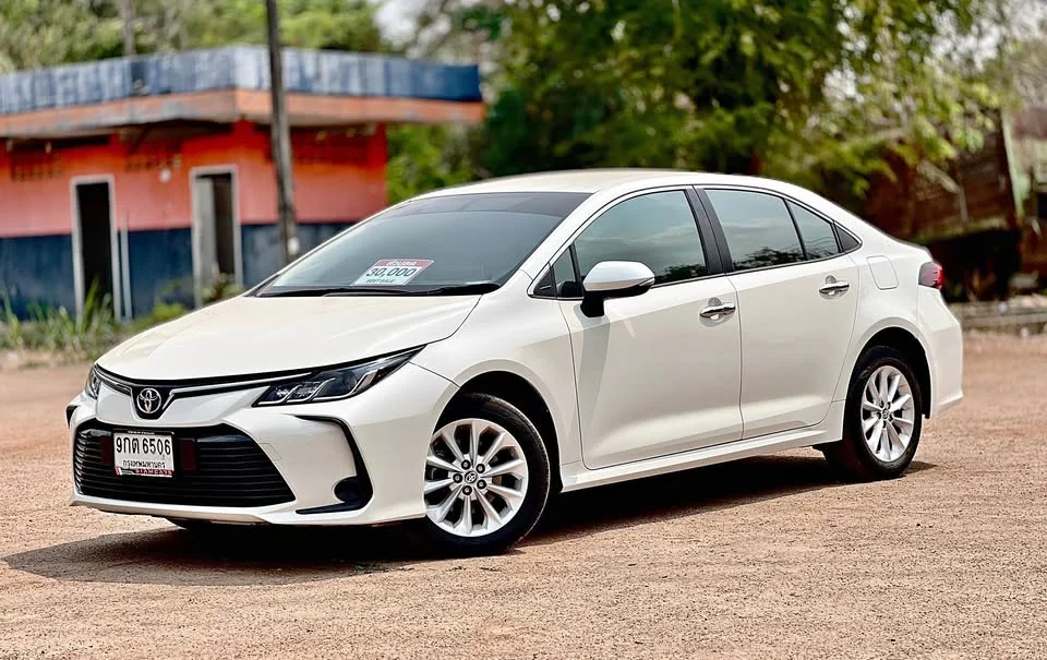 2019 Toyota Corolla Altis XII (E210) 3