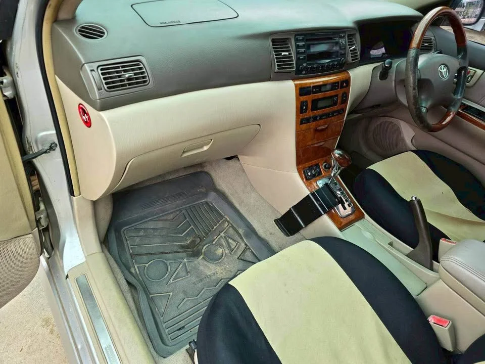 2001 Toyota Corolla Altis IX (E120) 3