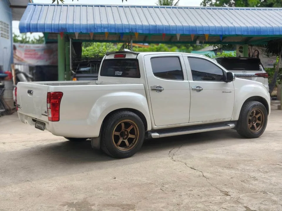 2014 Isuzu D-Max II (RT) 3