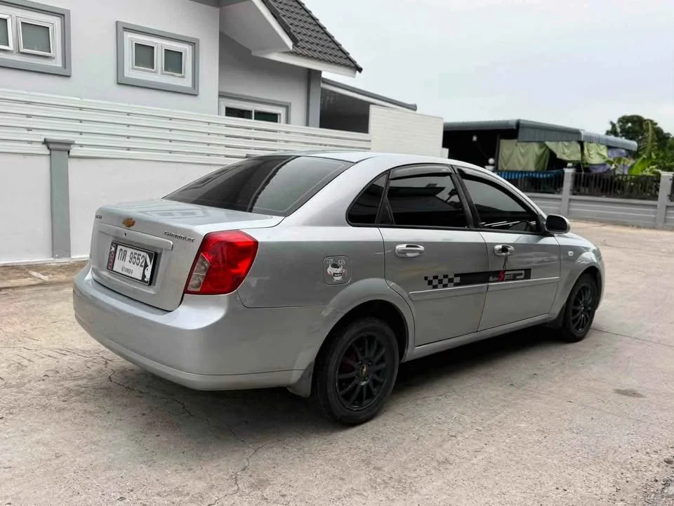 2009 Chevrolet Optra 3