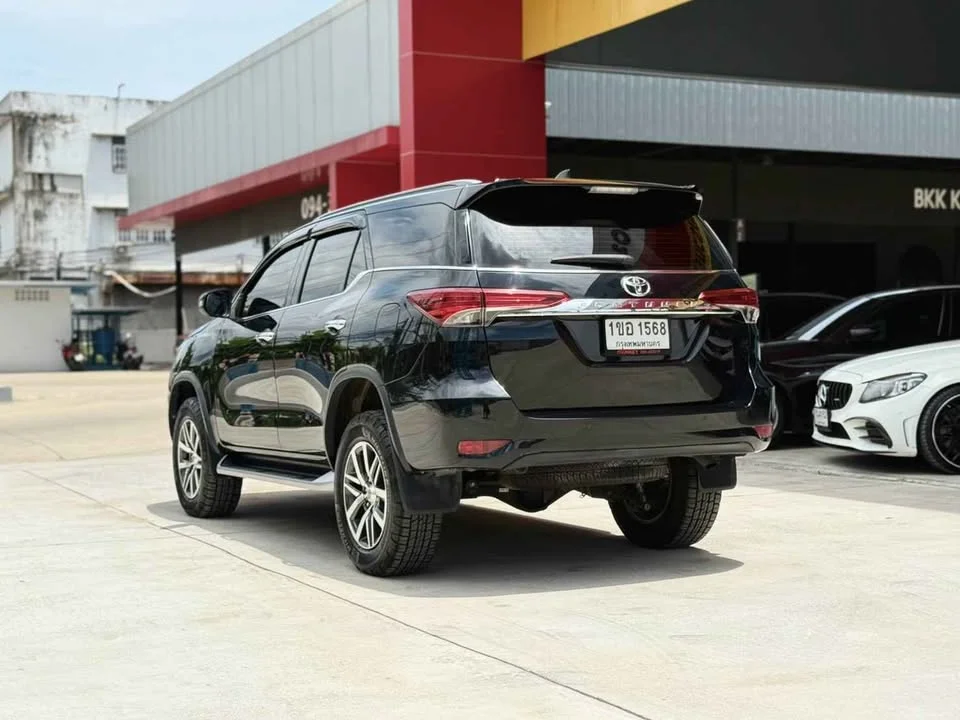 2019 Toyota Fortuner II 2