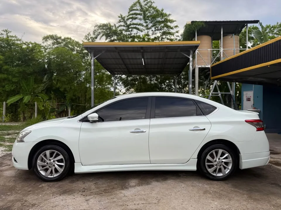 2013 Nissan Sylphy III (B17) 2