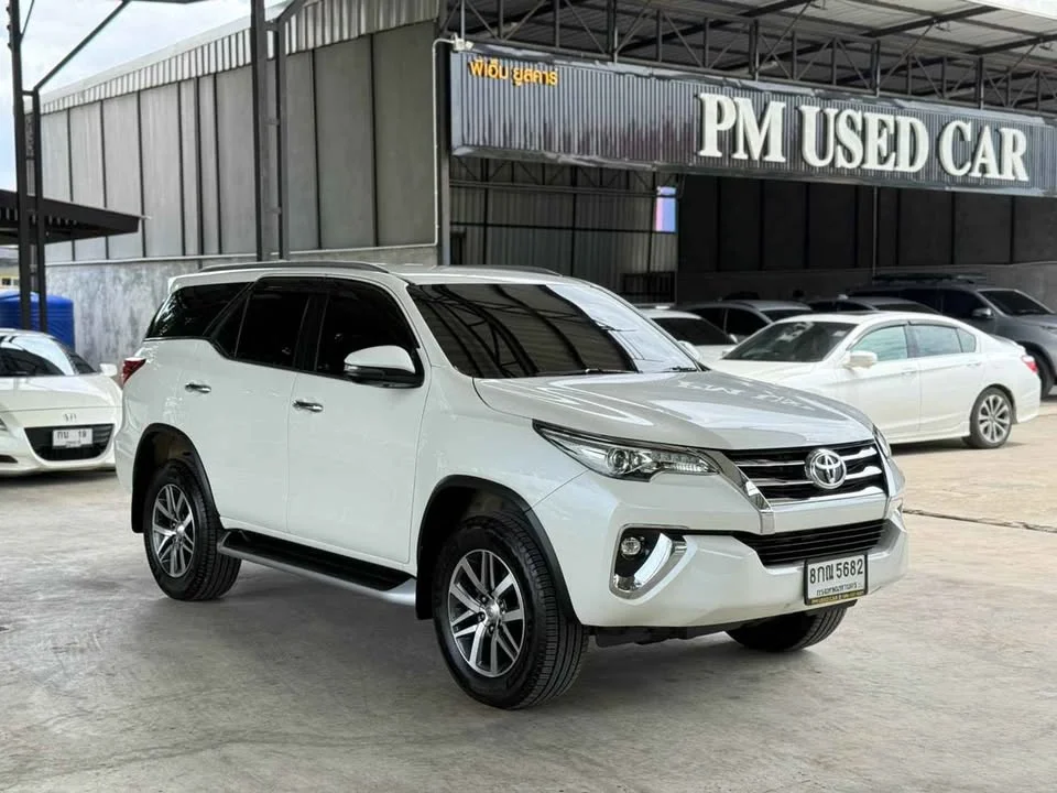 2019 Toyota Fortuner II 2