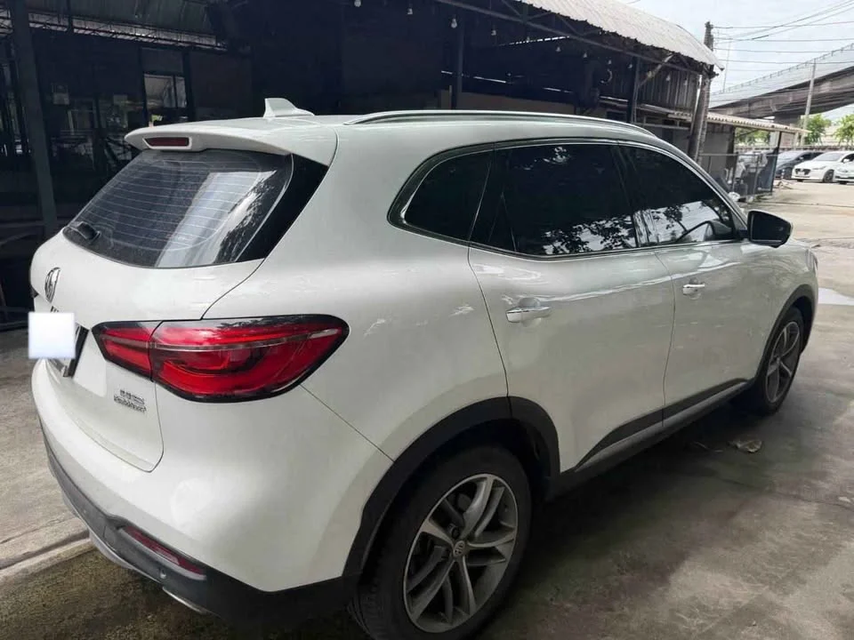 2019 MG HS 3
