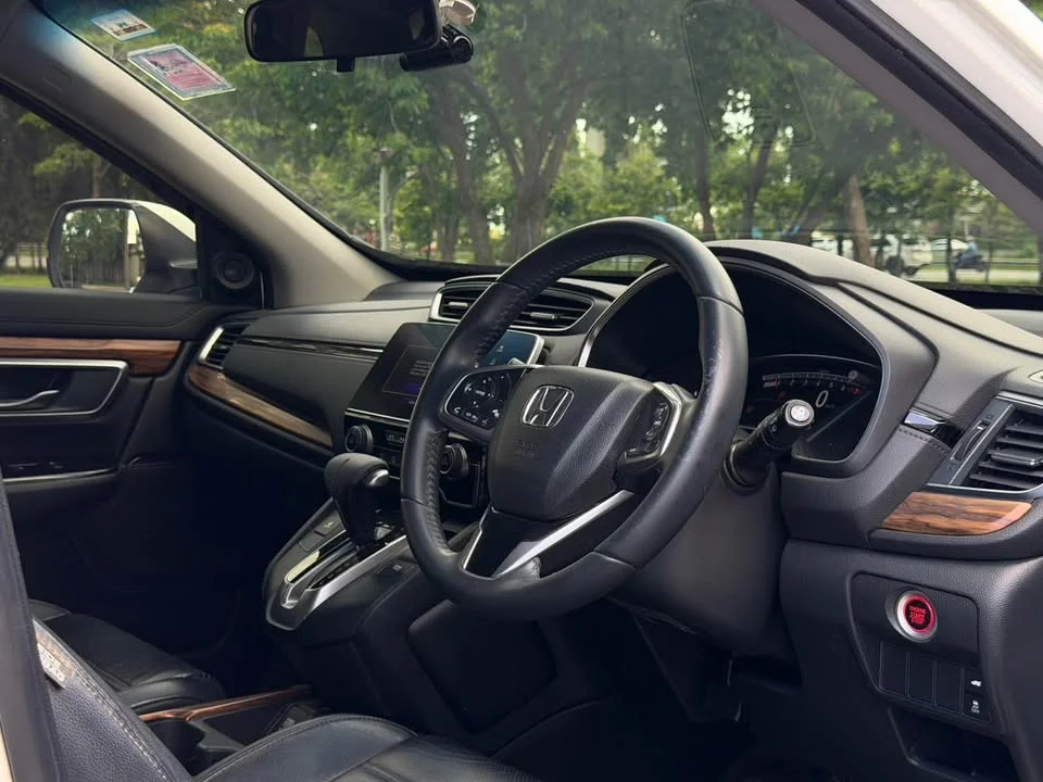 2018 Honda CR-V V 2