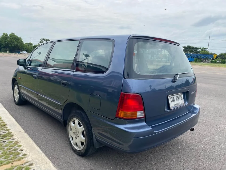 1995 Honda Odyssey I 3