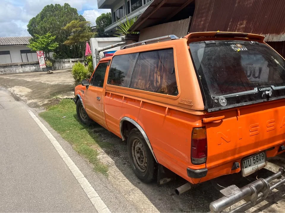 Mitsubishi Triton I  2