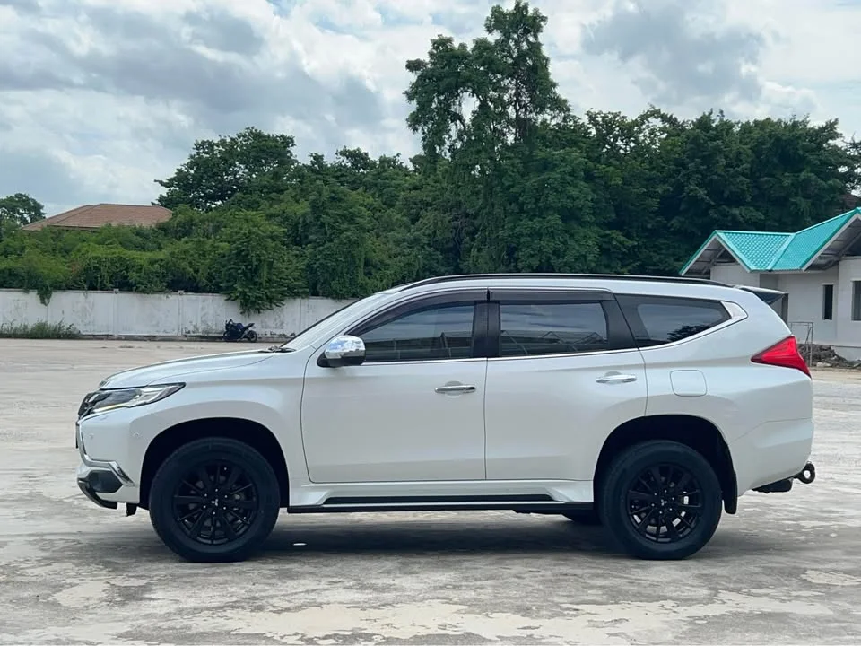 2019 Mitsubishi Pajero Sport III 3