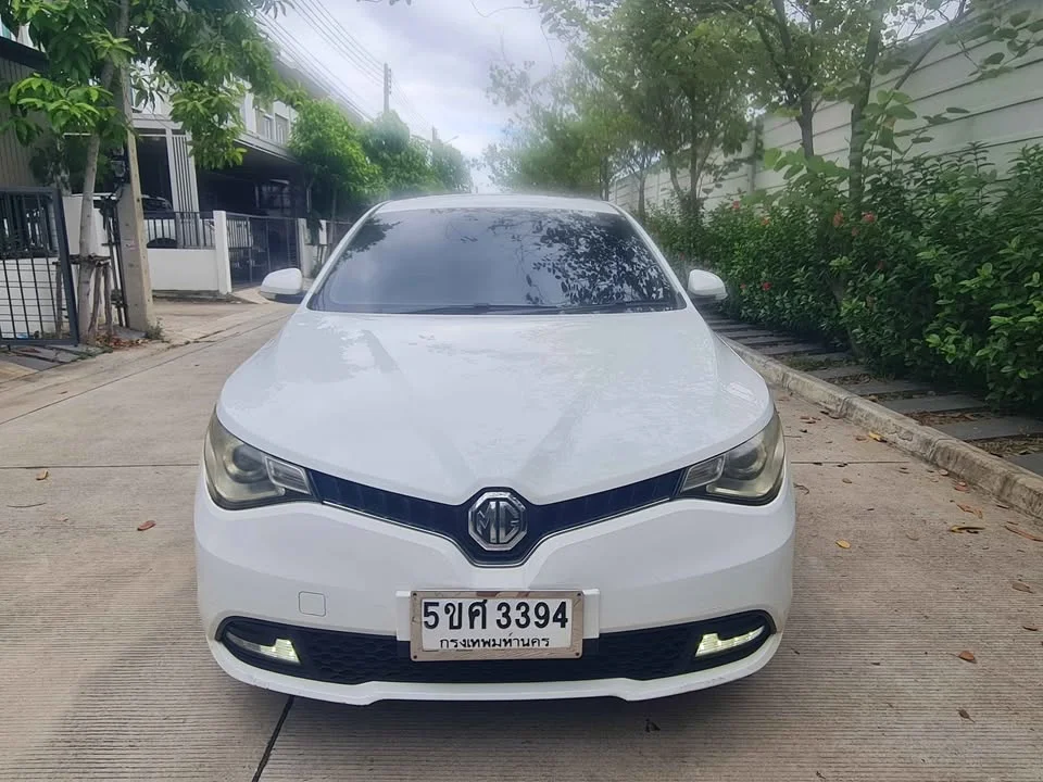 2017 MG 5 I  2