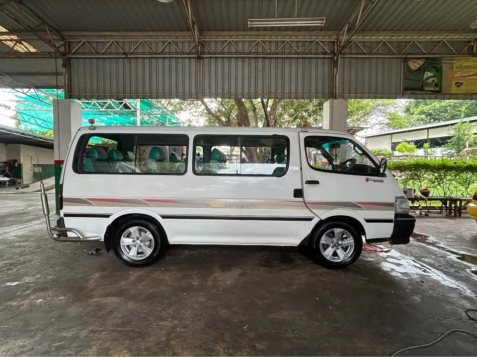 1994 Toyota Commuter IV (H100) 3
