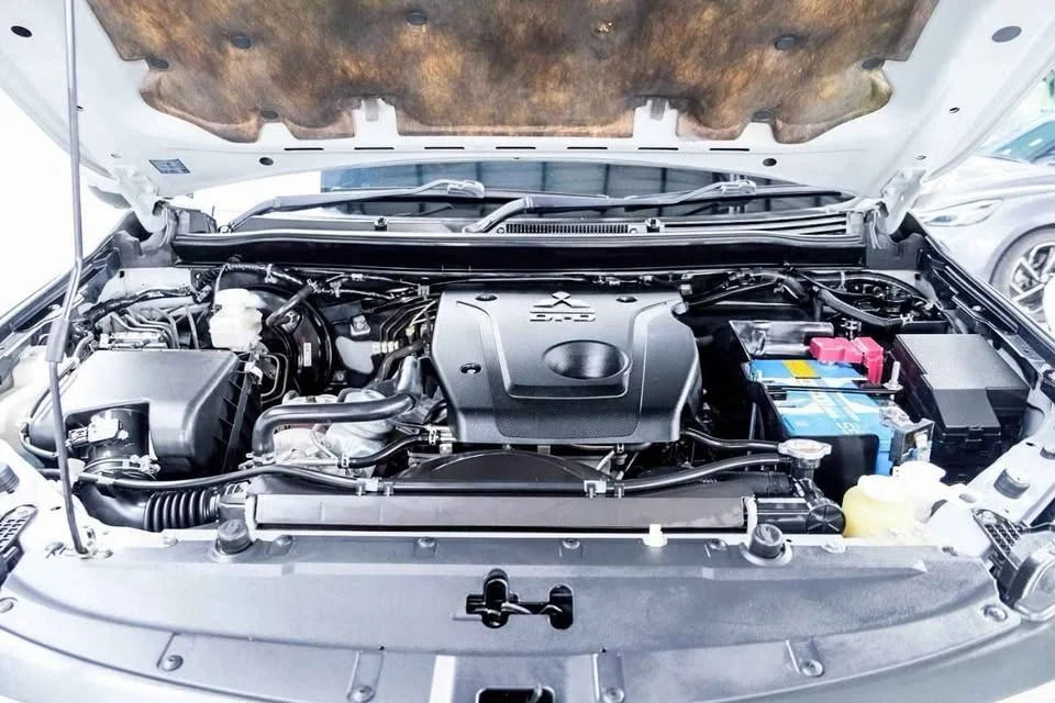 2015 Mitsubishi Pajero Sport III 2