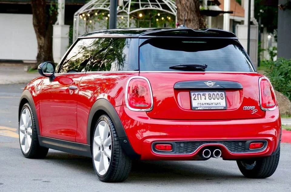 2017 Mini Hatch  III 2