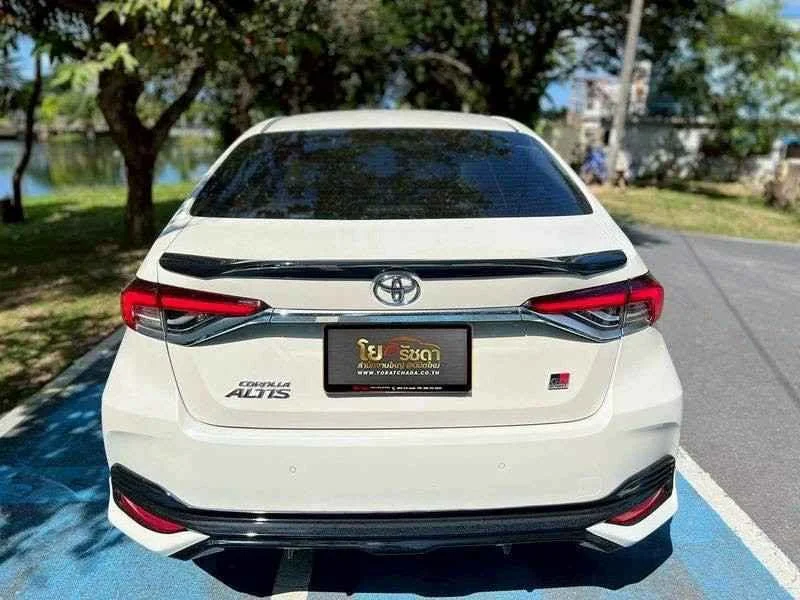 2019 Toyota Corolla Altis XII (E210) 3