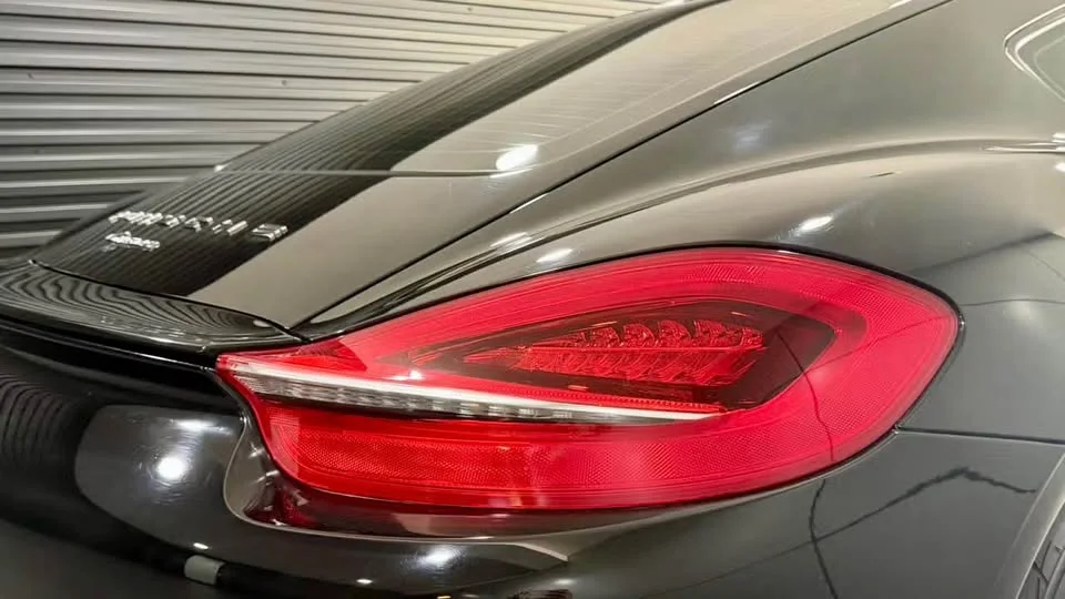 2015 Porsche Boxster and Cayman III 2