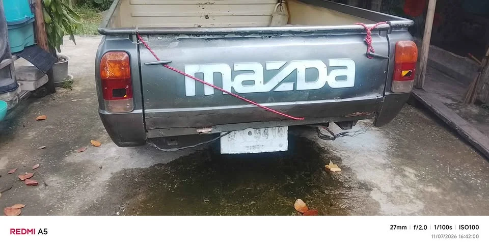 1990 Mazda B-series (Familia) III 3