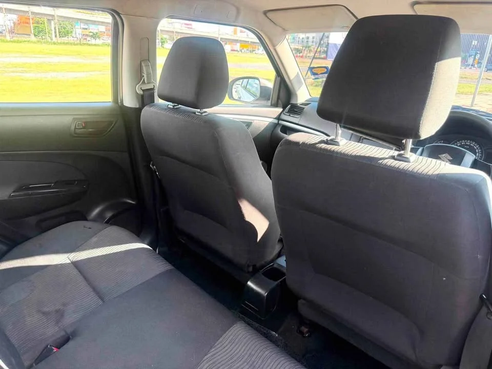 2013 Suzuki Swift II 2