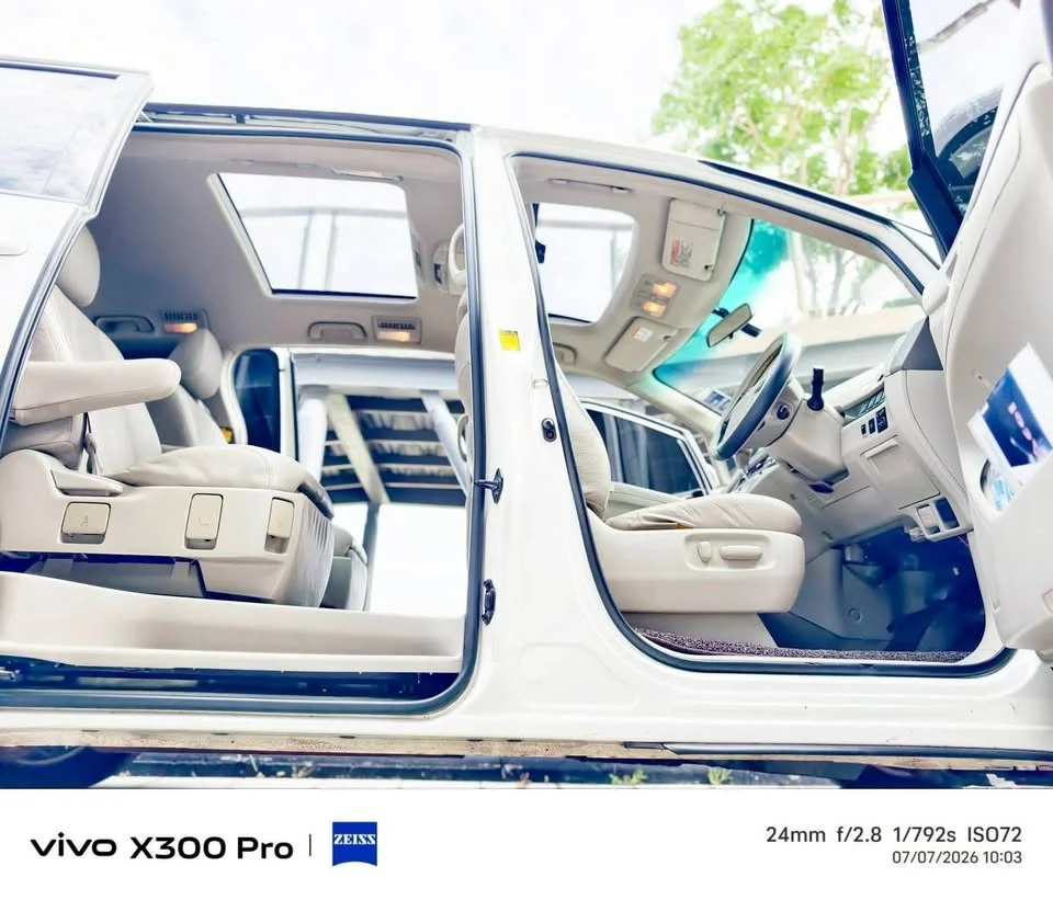 2008 Toyota Estima III 3