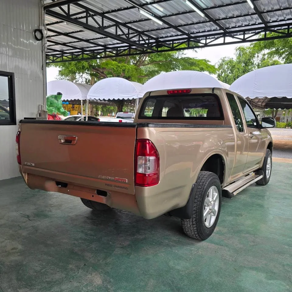 2005 Isuzu D-Max I 3