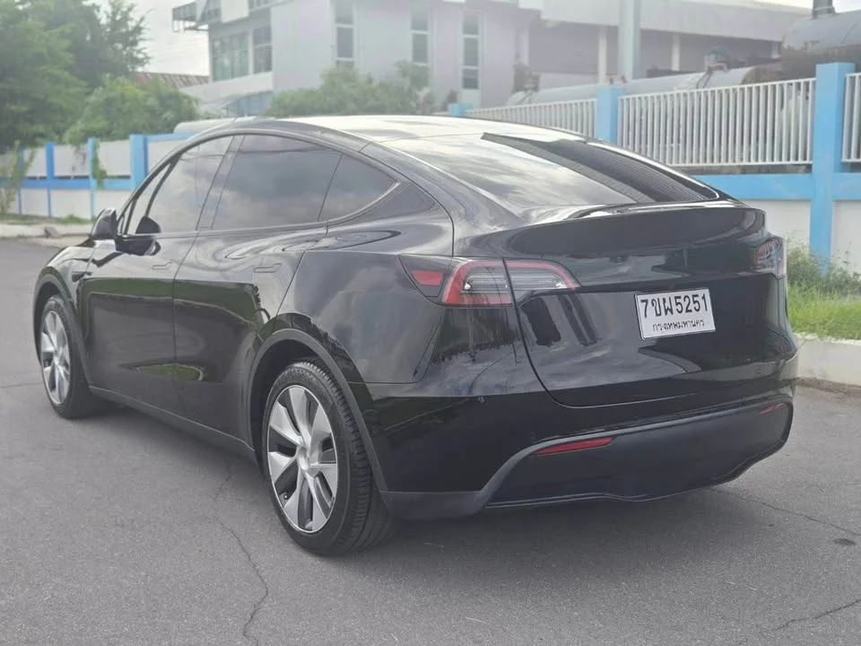 2022 Tesla Model Y 3
