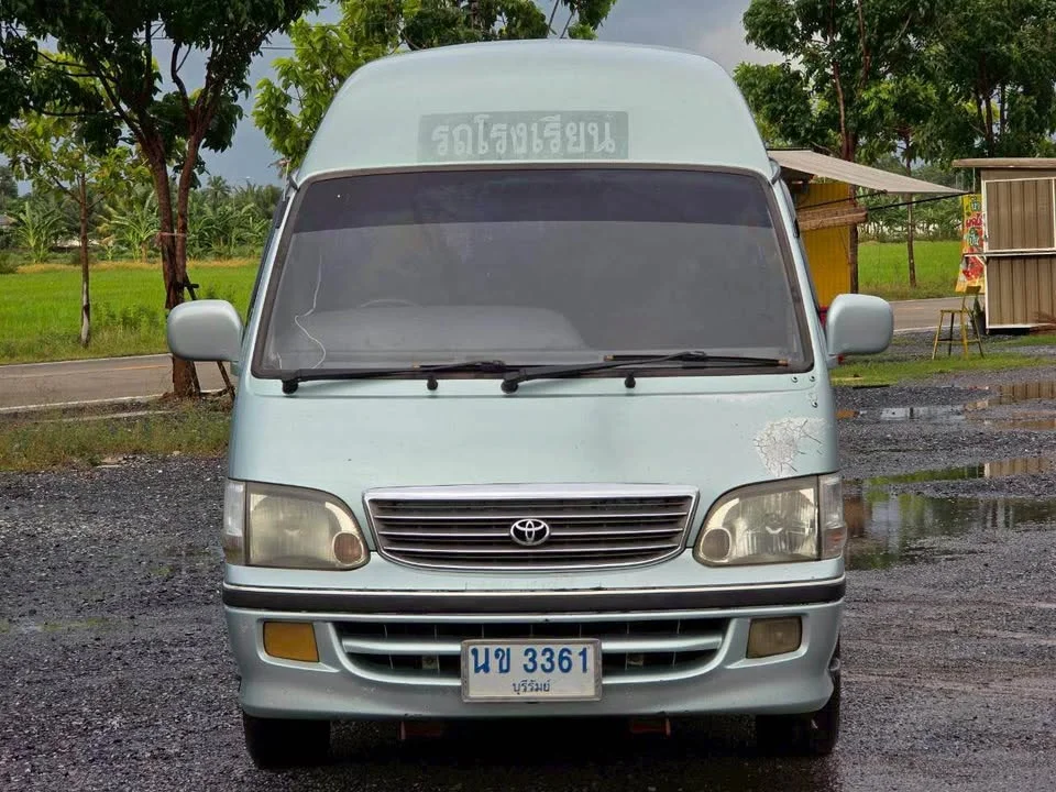 2004 Toyota Commuter IV (H100) 3