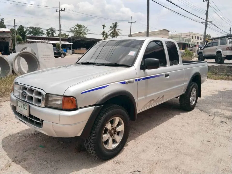 2001 Mazda 2500 Fighter V 3