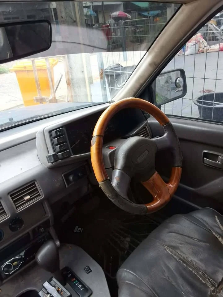 2009 Isuzu Faster Dragon Eyes III 2