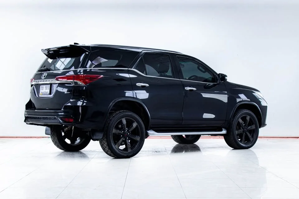 2018 Toyota Fortuner II 2