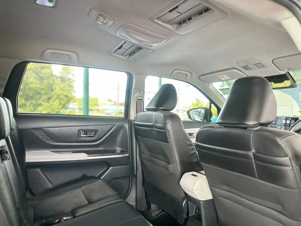 2022 Toyota Veloz III 3