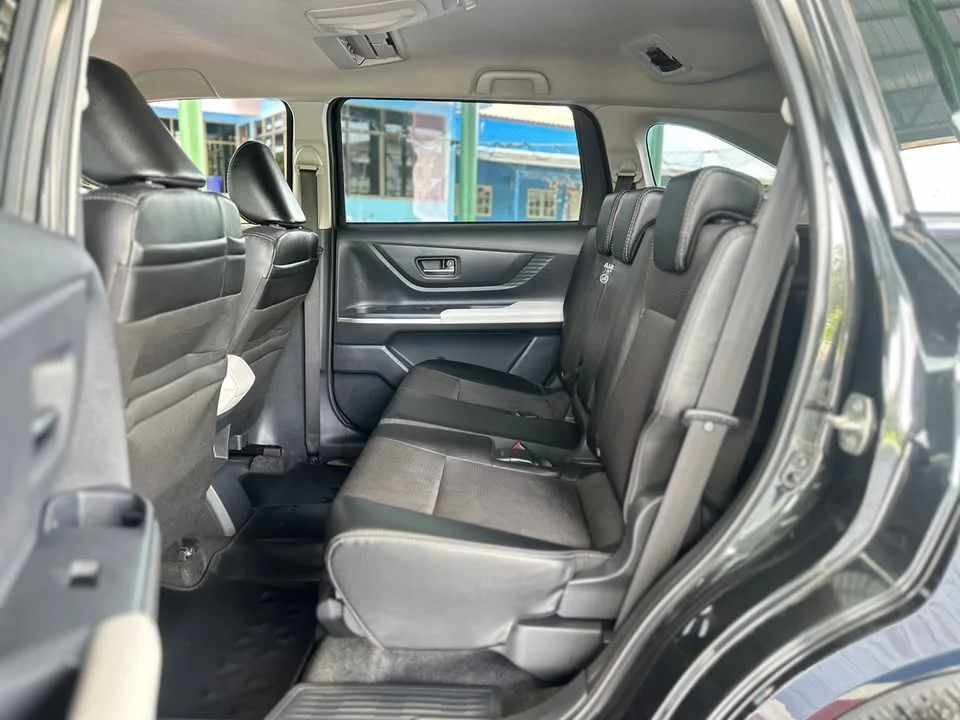 2022 Toyota Veloz III 2