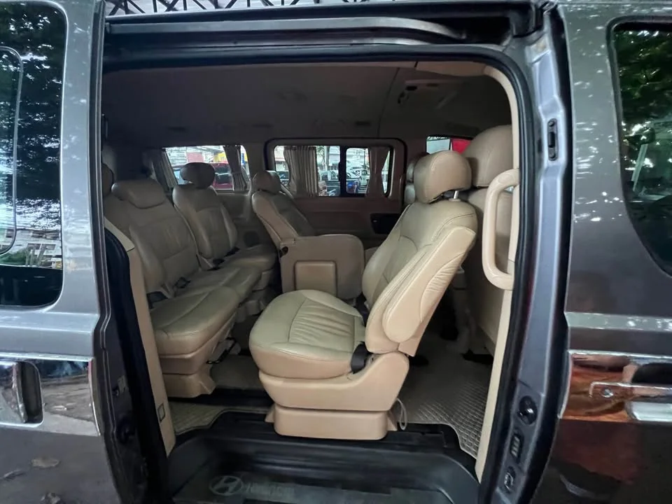 2011 Hyundai H-1 II 3
