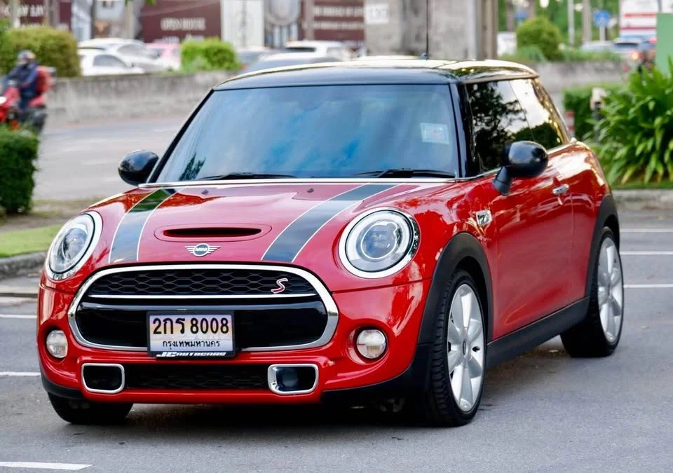 2017 Mini Hatch  III 2