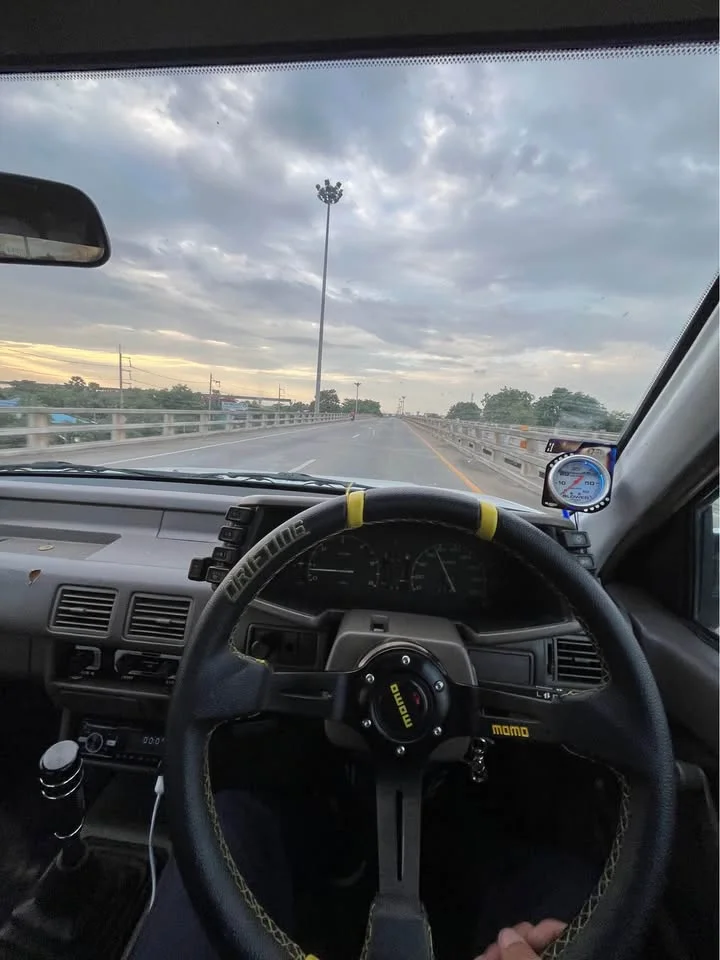 Isuzu TFR III 3