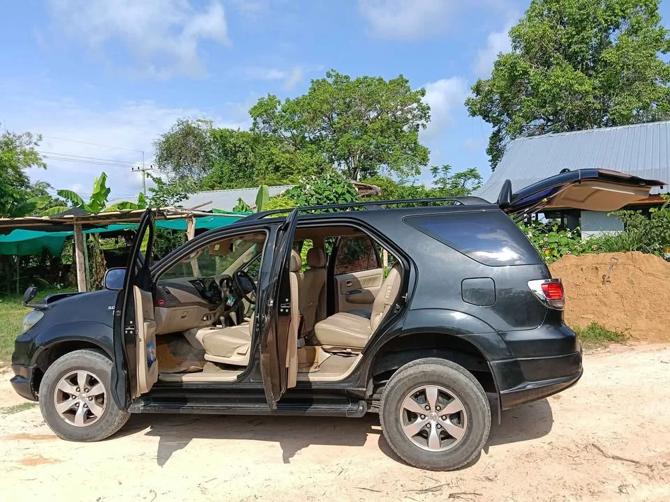 2006 Toyota Fortuner I 2