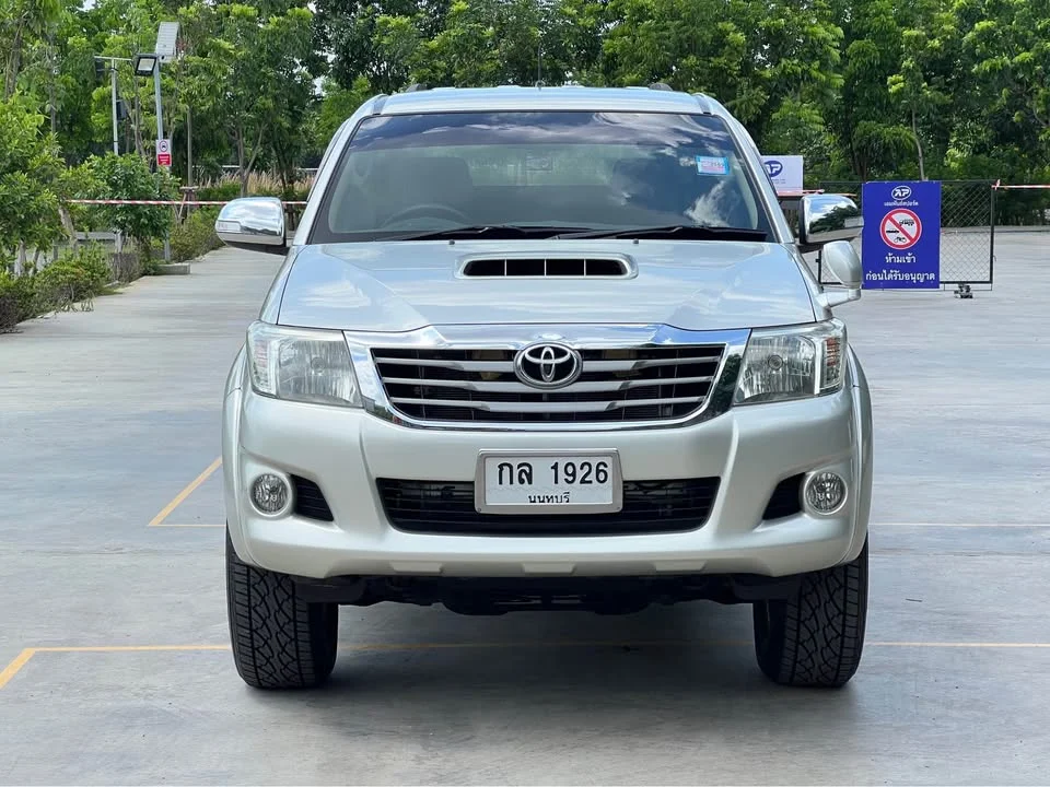 2011 Toyota Hilux VII 3