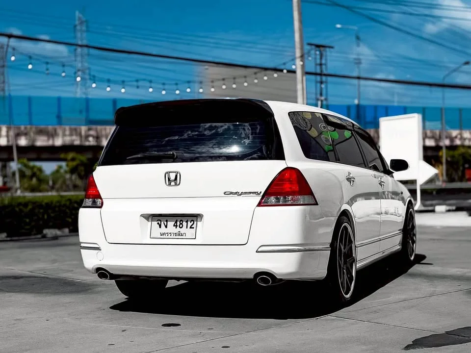 2005 Honda Odyssey III 2
