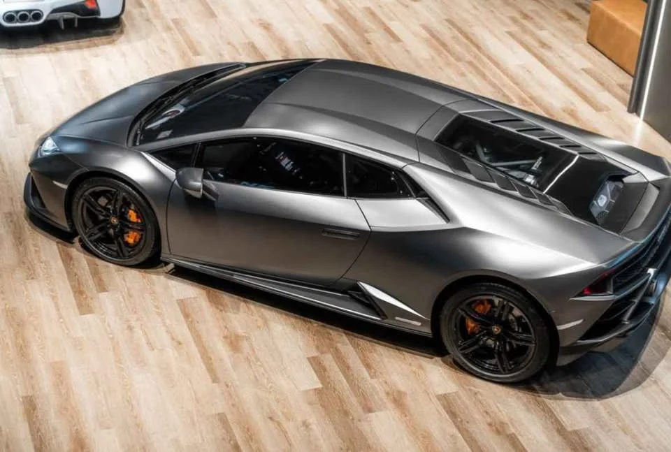 2022 Lamborghini Huracan 2