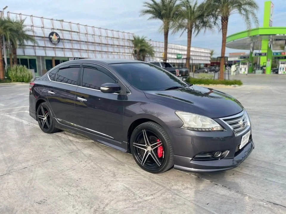 2013 Nissan Sylphy III (B17) 2