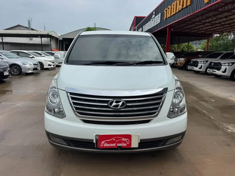 2011 Hyundai H-1 II 3