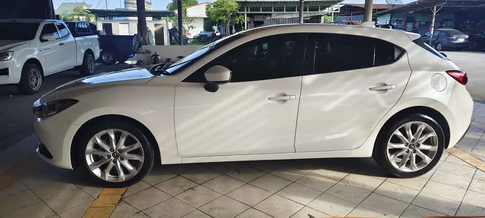 2014 Mazda 3 III 3