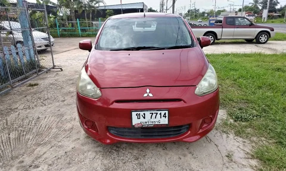 2012 Mitsubishi Mirage VI 2