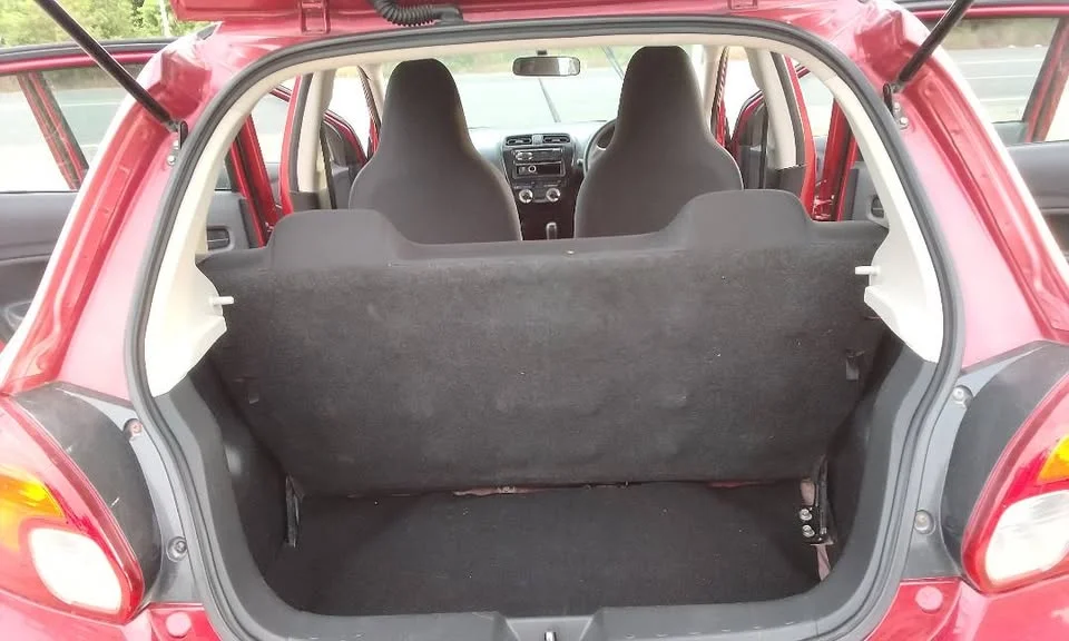 2012 Mitsubishi Mirage VI 2
