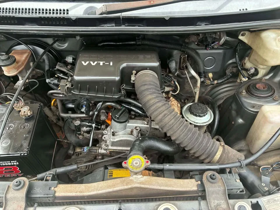 2004 Toyota Avanza I 2