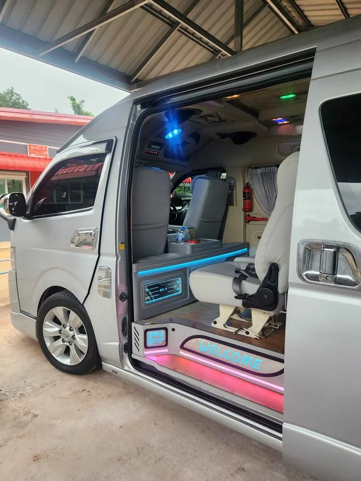 2009 Toyota Commuter V (H200) 2