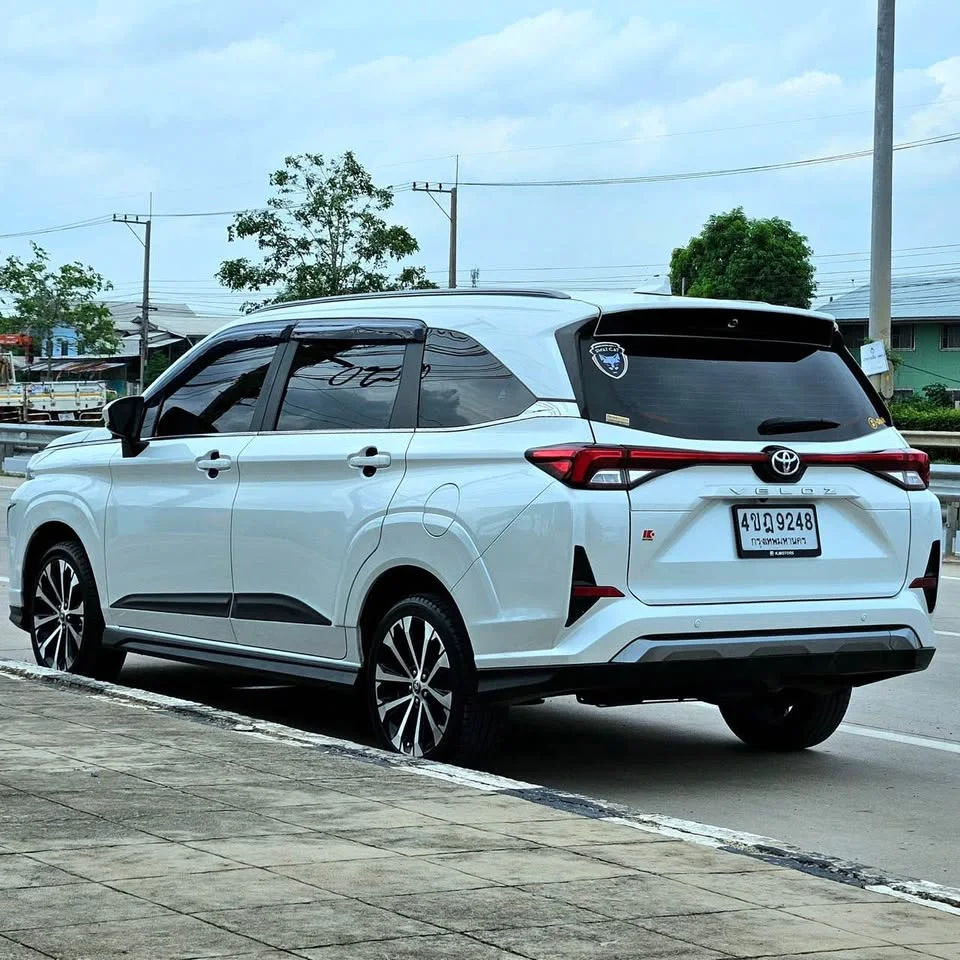 2023 Toyota Veloz III 3