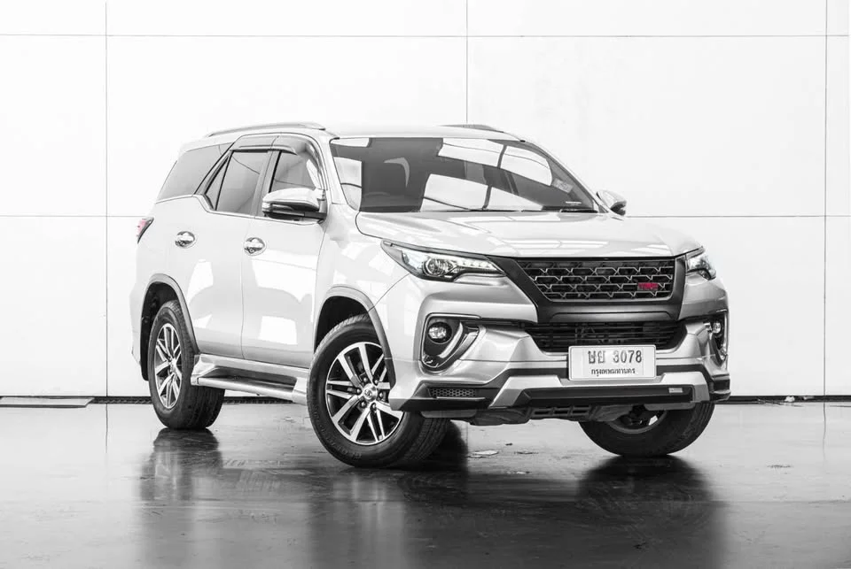 2019 Toyota Fortuner II 2