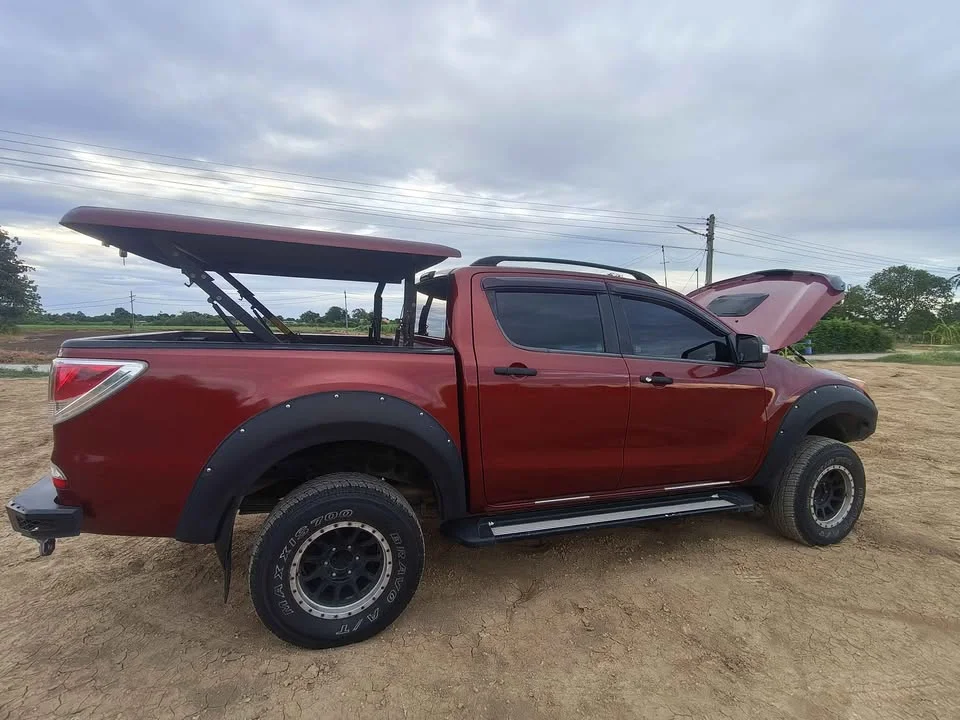 2013 Mazda BT-Series II 2