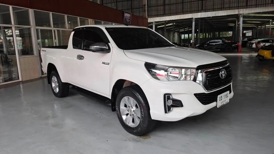2018 Toyota Hilux VIII 3