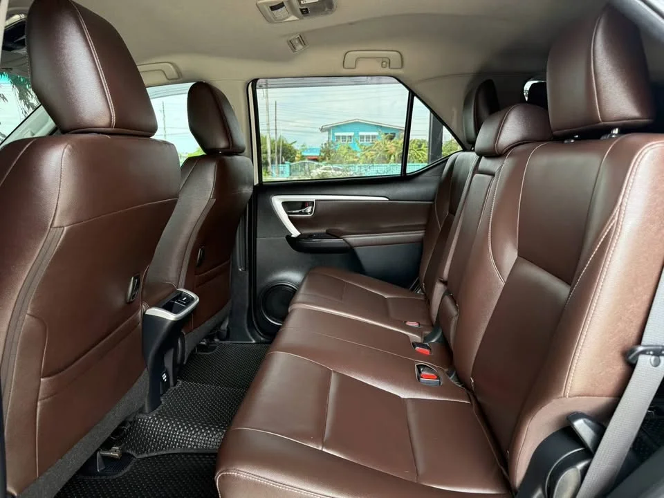 2019 Toyota Fortuner II 3