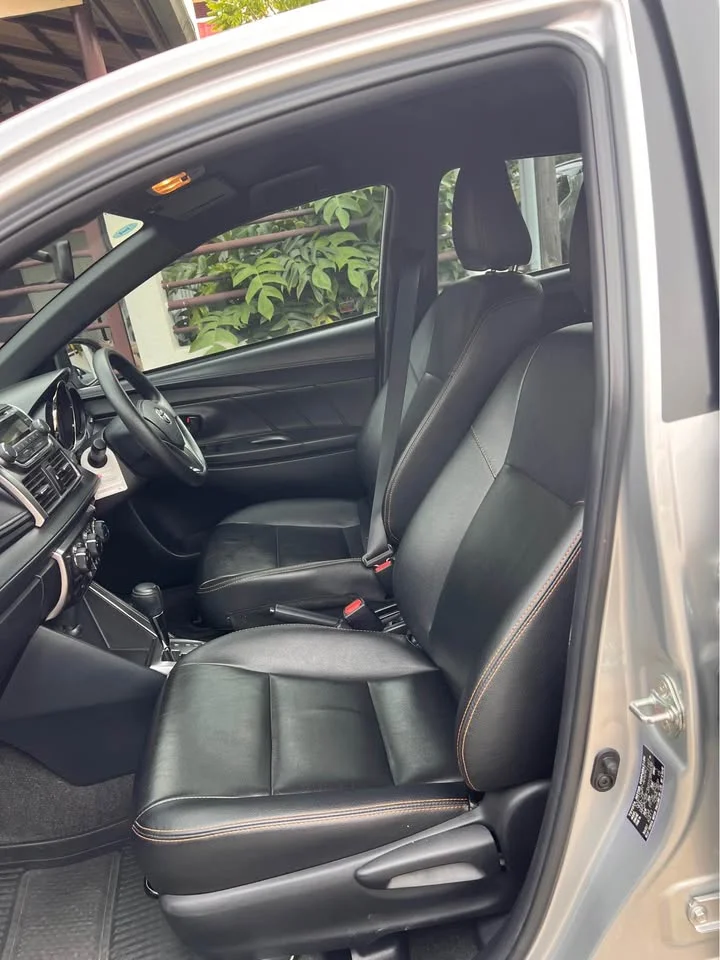 2015 Toyota Yaris III 2